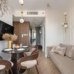Family & Business Apartments Bliska Wola No1 - Delux 2 Bedroom With Spectacular Huge 22 M2 Terrace, Parking, Central Warsaw!