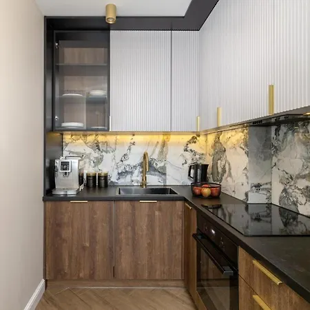 Διαμέρισμα Family & Business Apartments Bliska Wola No1 - Delux 2 Bedroom With Spectacular Huge 22 M2 Terrace, Parking, Central Warsaw!