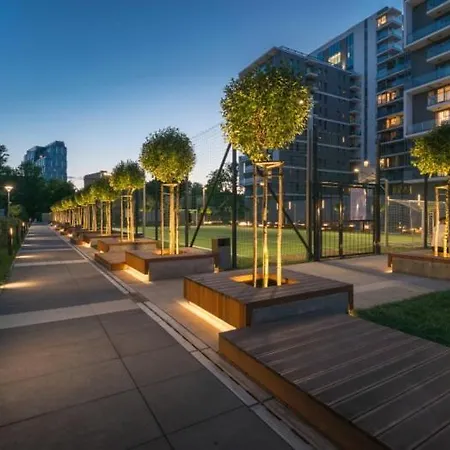 Apartament Family & Business Apartments Bliska Wola No1 - Delux 2 Bedroom With Spectacular Huge 22 M2 Terrace, Parking, Central Warsaw! *