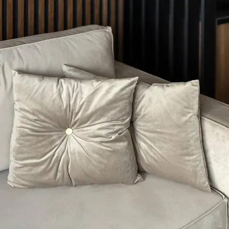 Family & Business Apartments Bliska Wola No1 - Delux 2 Bedroom With Spectacular Huge 22 M2 Terrace, Parking, Central Warsaw! דירה